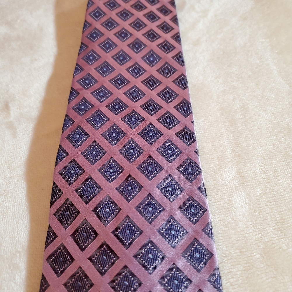 Giorgio Armani mens sill tie